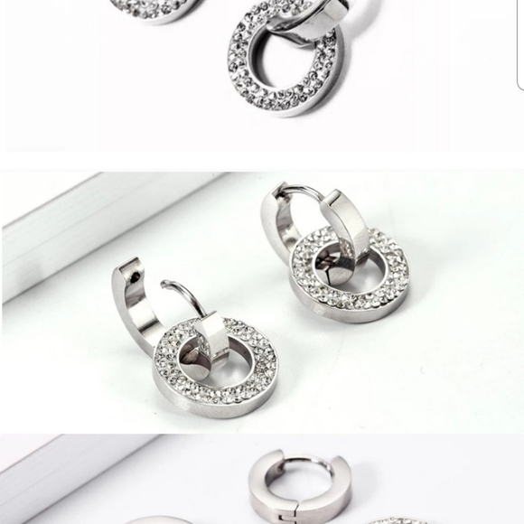 Silver double hoop earrings hp 11x🔥🔥🔥 - Picture 3 of 4